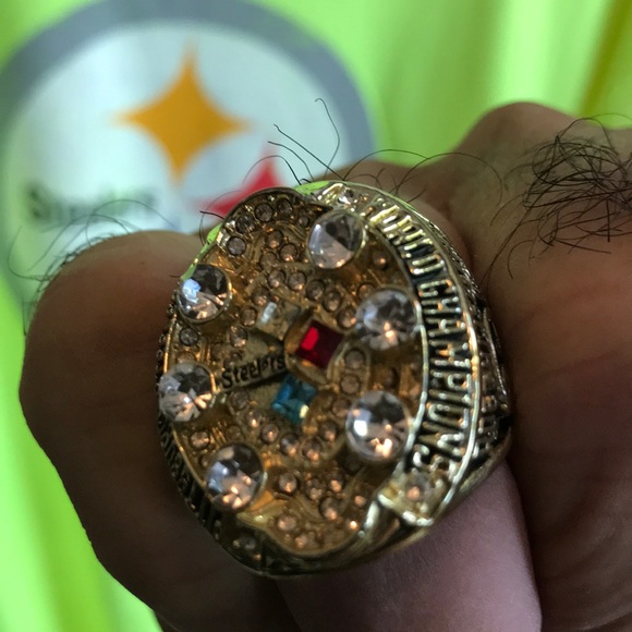 Steelers Super Bowl Ring Replica - Picture 1 of 4